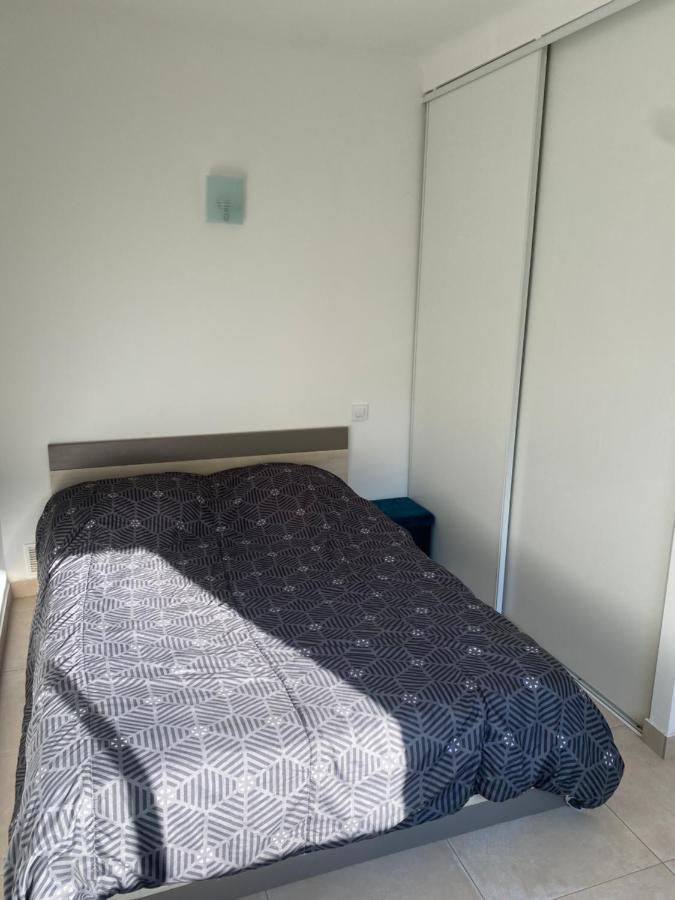 ניס Agreable 2 Pieces En Ville Comme A La Campagne מראה חיצוני תמונה
